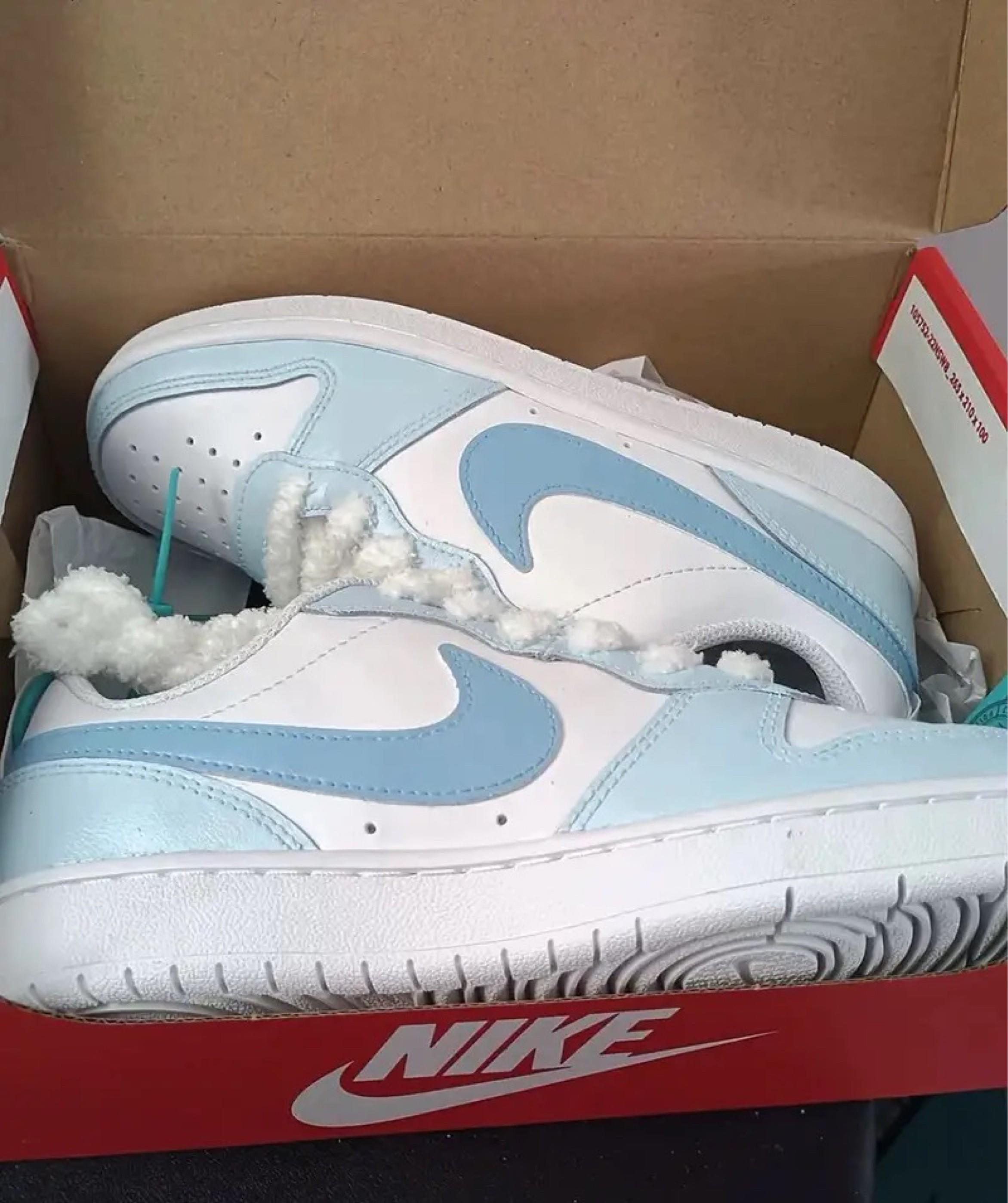 Nike Court Borough Low 2 奶蓝毛绒鞋带:甜妹专属的清新板鞋